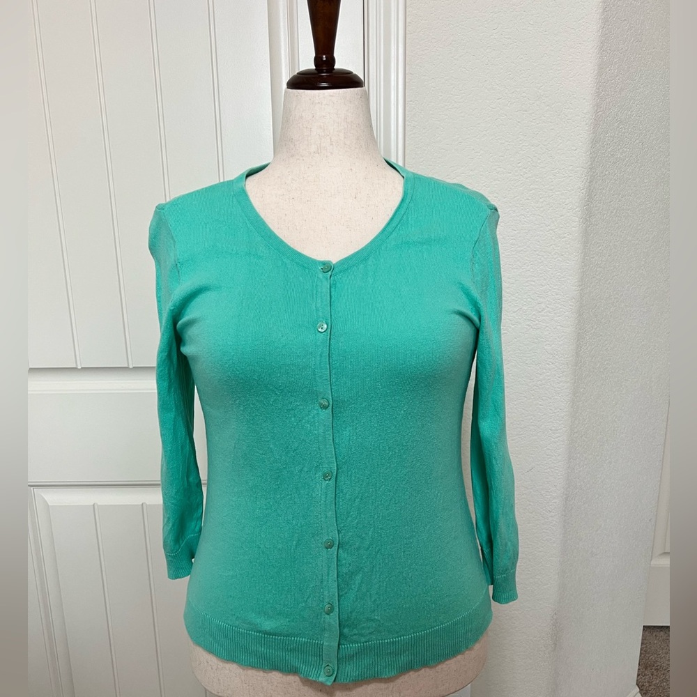 H&M Mint Green Button-Up Cardigan – Size L